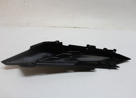 Rechter achterkant Yamaha MT 09