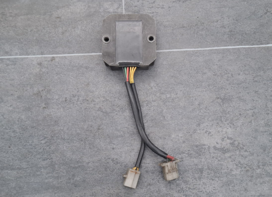 Spanningsregelaar Honda NSR 400