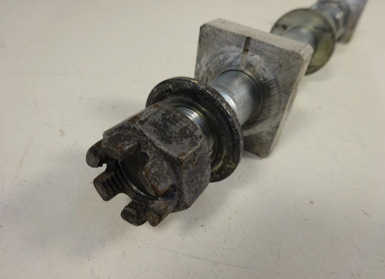 Rear axle Kawasaki VERSYS 650