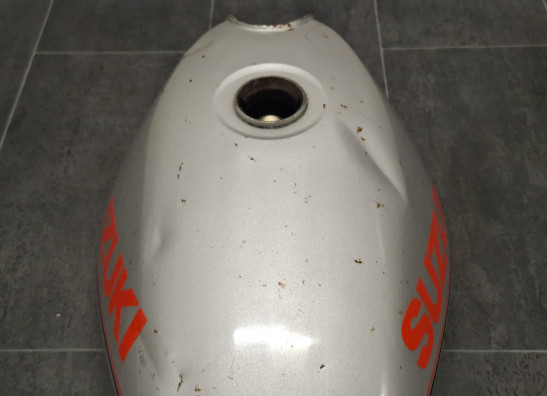 Benzintank Suzuki GSX 400 F