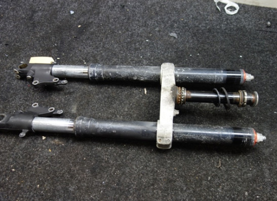 Voorpoten compleet Aprilia RSV 1000