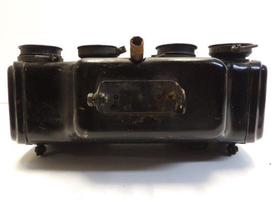 Air cleaner case Suzuki GS 750