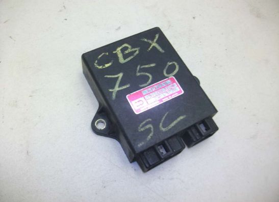 Ignitor CDI ECU Honda CB 700