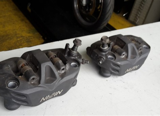 Brake caliper left front Kawasaki GTR 1400