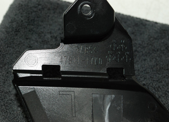 Seitenverkleidung links klein Suzuki GSX R 1000