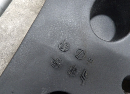 Achterbrug Voge 900 DSX