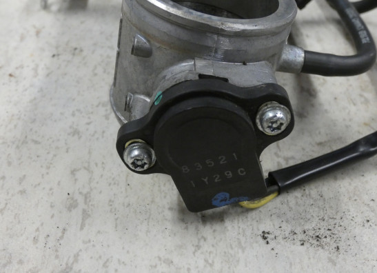 Gasklephuis Triumph Tiger 1050