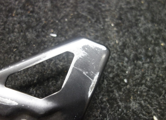 Fussrastetrager vorne links Aprilia RSV 1000