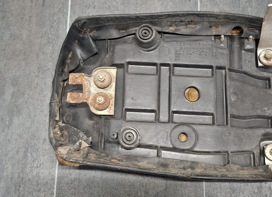 Asiento Suzuki SP 370