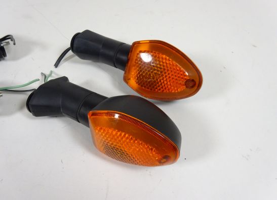 Winker Suzuki GSR 750