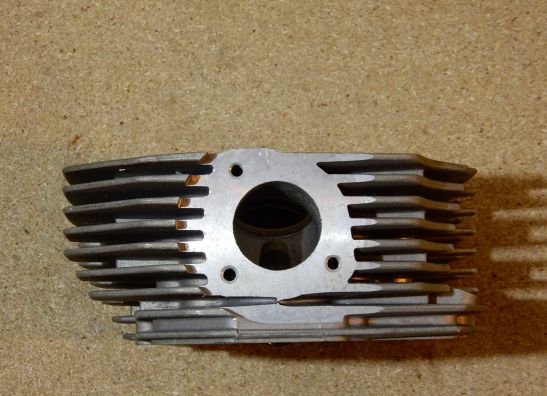 Cilinderkop Moto Guzzi Le Mans III