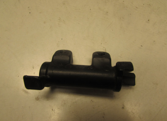 Front brake master cylinder  Yamaha V max