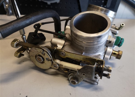 Gasklephuis Aprilia RSV 1000