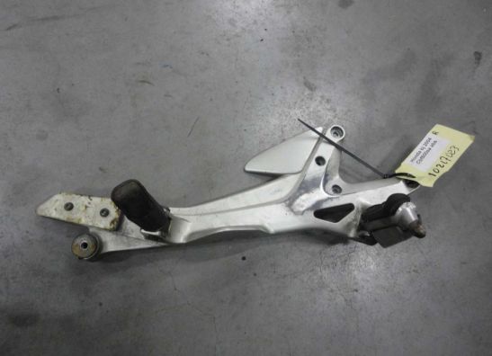 Main step holder right Honda CBF 600