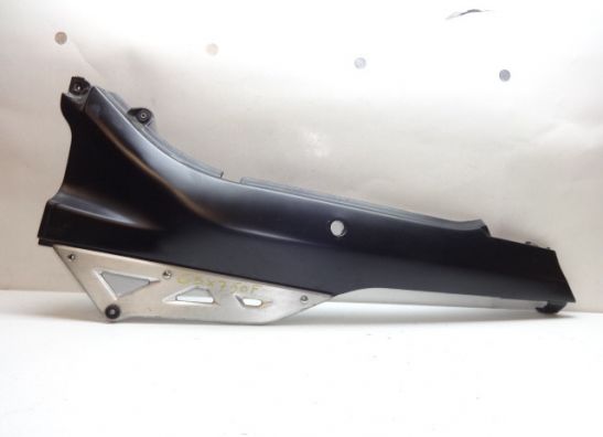 Cowl left rear Suzuki GSX F 750