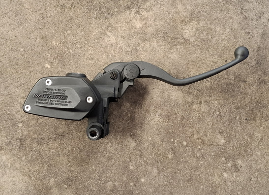 Front brake master cylinder  BMW F 900 R