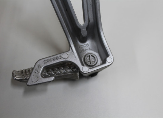 Duo voetsteun links Suzuki GSX R 750