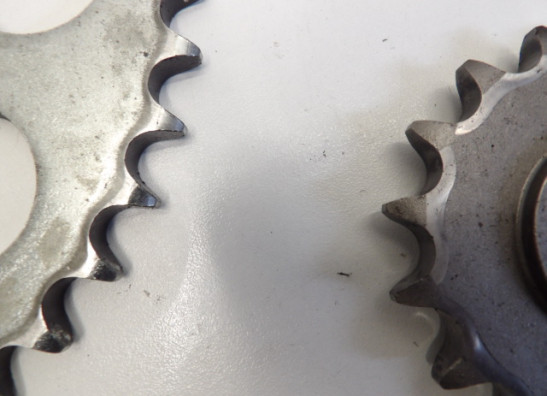 Chain and sprocket kit Honda VFR 750