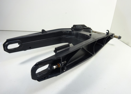 Achterbrug KTM 690 Duke 4