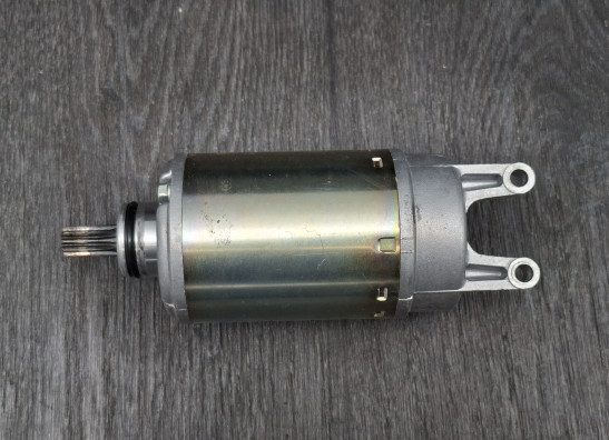 Starting motor Suzuki GS 500 E