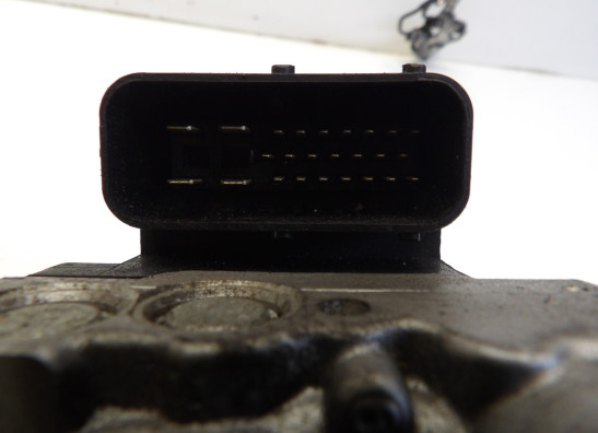 ABS pomp Triumph Sprint ST 1050