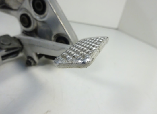 Main step holder right Yamaha FAZER 1000