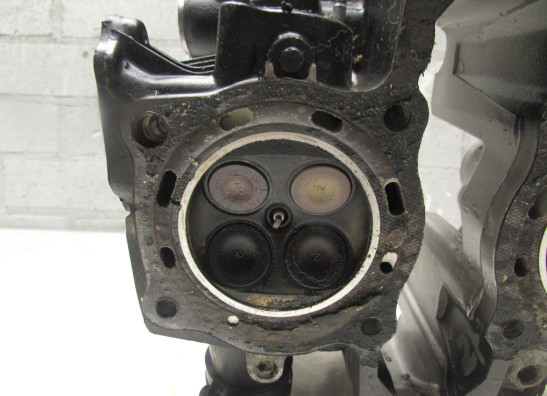 Cilinderkop Honda VF 700  750 F