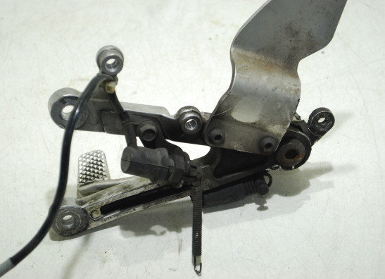 Main step holder right Yamaha YZF R1