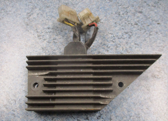 Regulator rectifier  Honda CBX 750 F