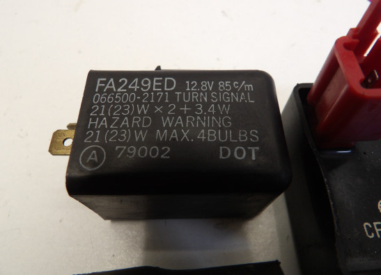 Relais unit Kawasaki ZXR 750