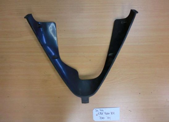 Cowl V shape under Honda CBR Fireblade