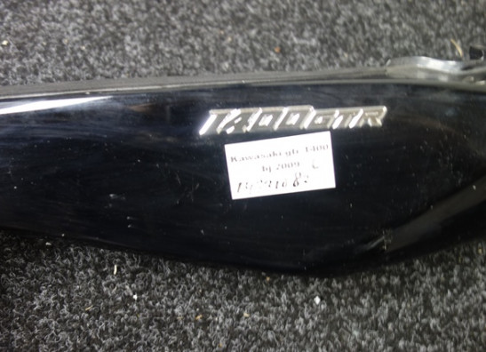Cowl left rear Kawasaki GTR 1400