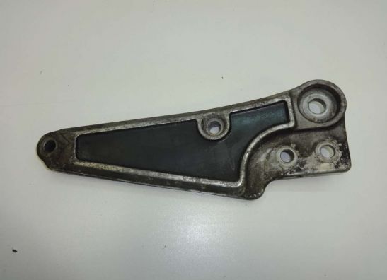 Main step holder right Suzuki GSX 750