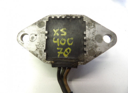 Spanningsregelaar Yamaha XS 400