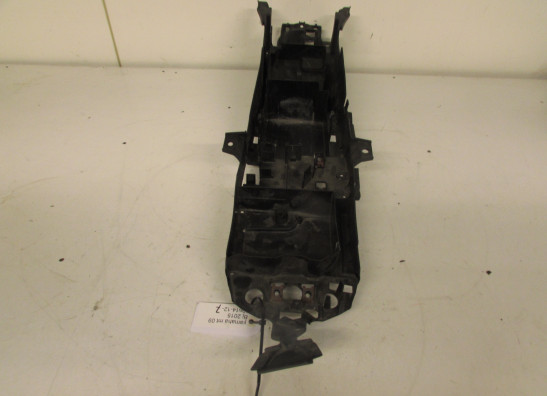 Batterie befestigung Yamaha MT 09