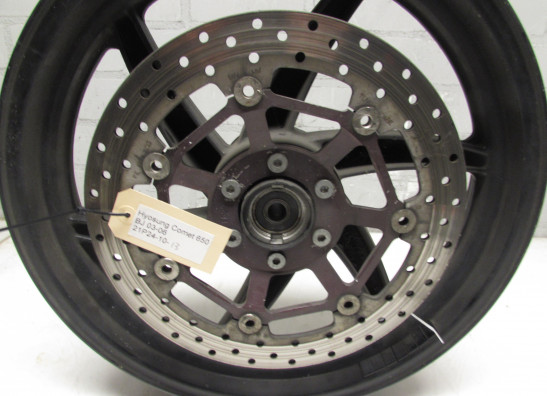 Front wheel complete Hyosung Comet 650