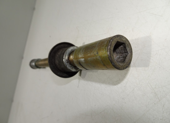 Axle front Hyosung Comet 650