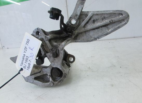 Main step holder right Yamaha YZF 750