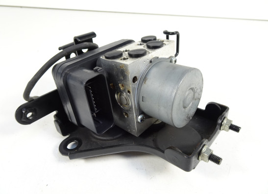 ABS pomp Yamaha Tracer 700