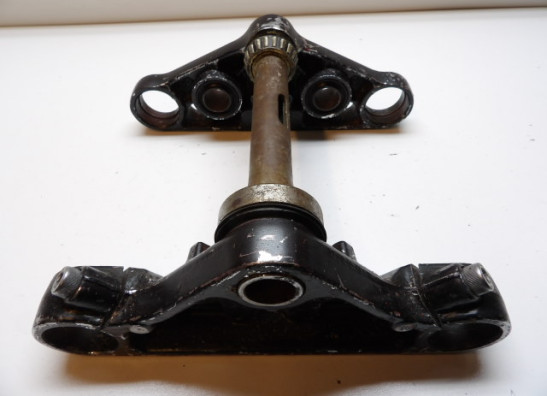 T stuk + kroonplaat Suzuki VS 1400 Intruder