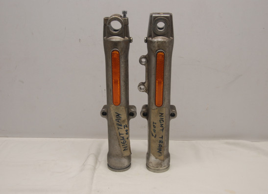 Voorpoot buiten Harley Davidson Softtail