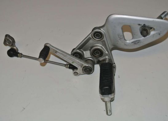 Main step holder left Suzuki GSX R 1300 Hayabusa