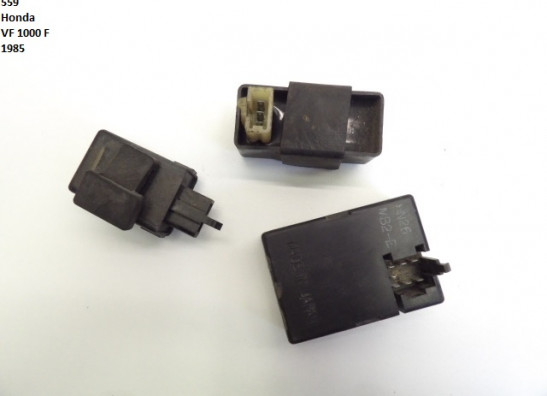 Relais unit Honda VF 1000 F