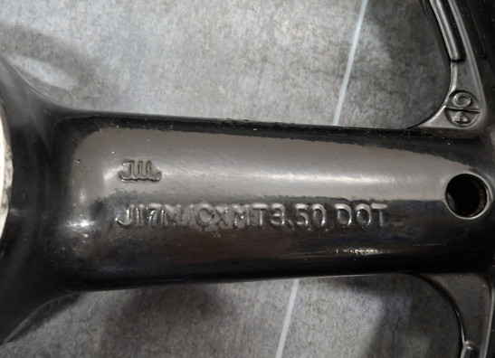 Felge vorne Suzuki GSX F 750