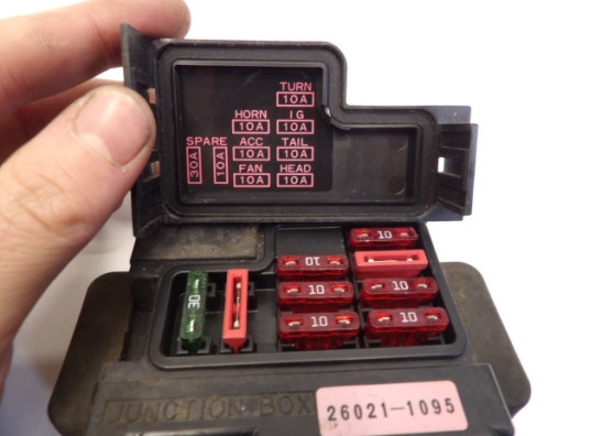 Zekeringkast Kawasaki ZX 9 R