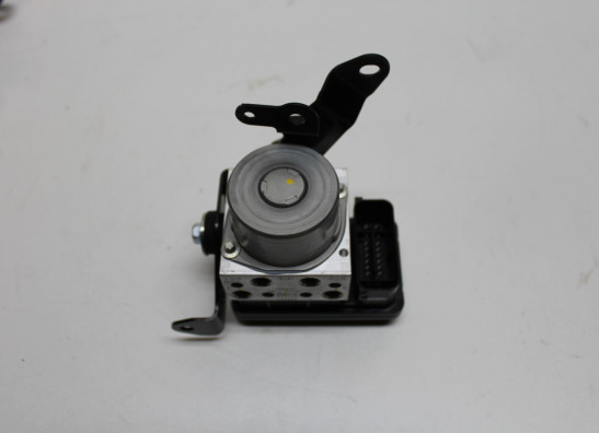 ABS pomp Kawasaki Ninja 650