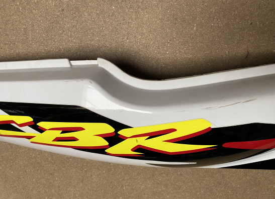 Rechter achterkant Honda CBR 600 F