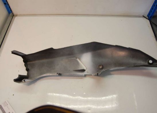 Rechter achterkant Yamaha YZF 750