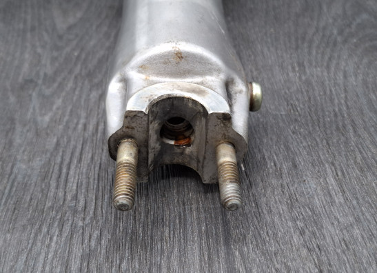 Voorpoot rechts onder Harley Davidson Softtail