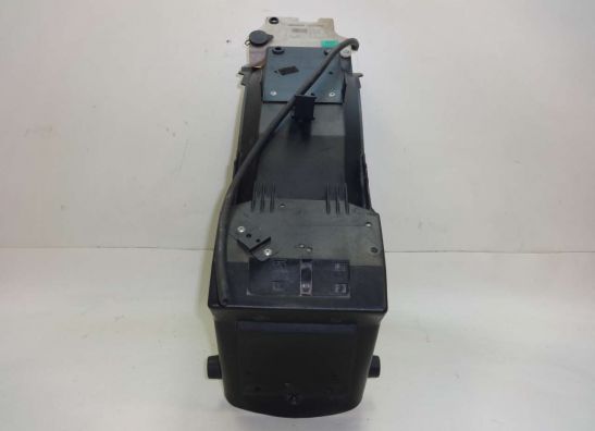 Rear fender Triumph Sprint 900 Executive